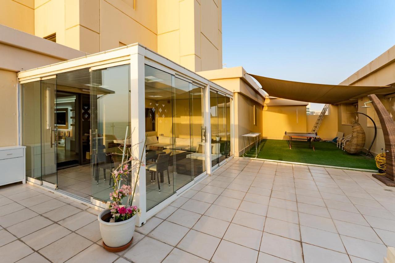 Jbr Penthouse With Terrace Pool Apartment Dubai Luaran gambar