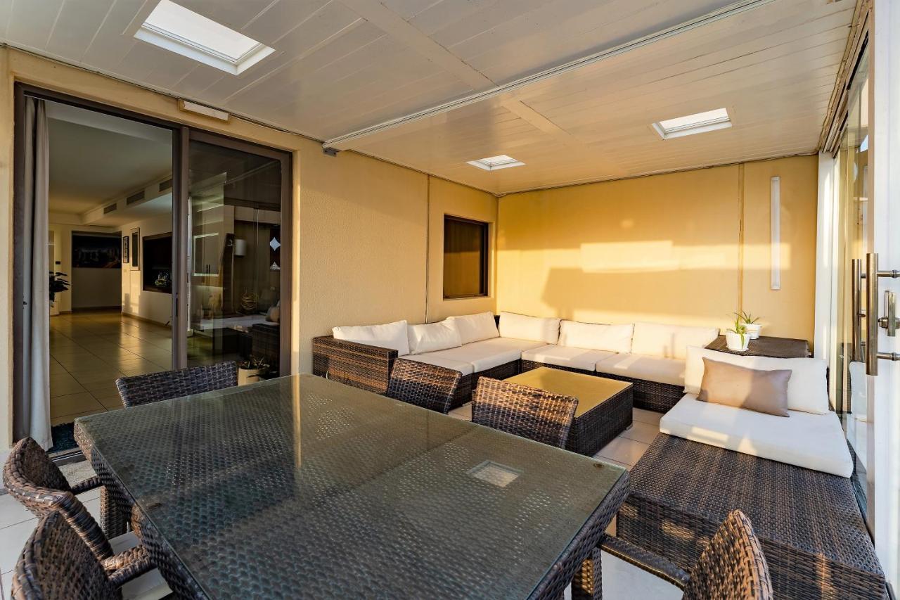 Jbr Penthouse With Terrace Pool Apartment Dubai Luaran gambar