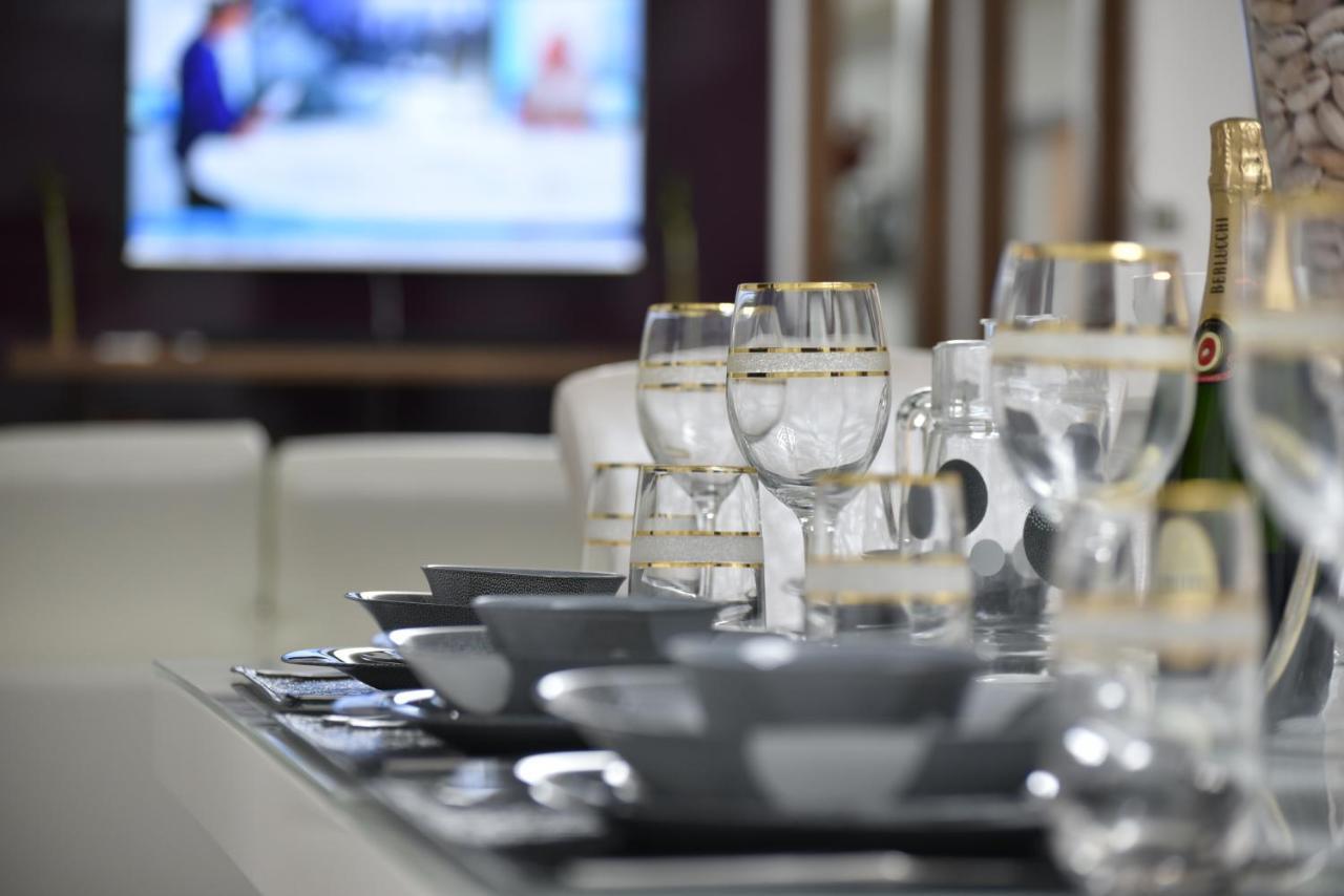 Jbr Penthouse With Terrace Pool Apartment Dubai Luaran gambar